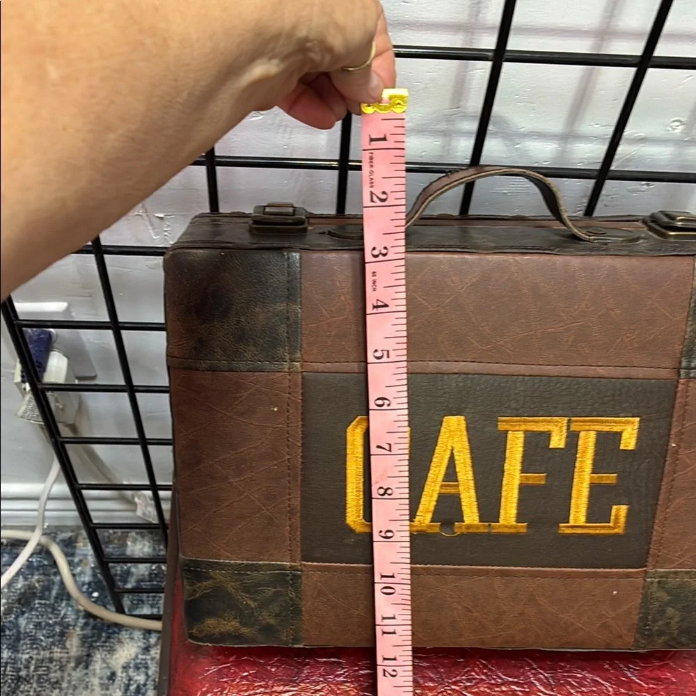 unbranded decorative box